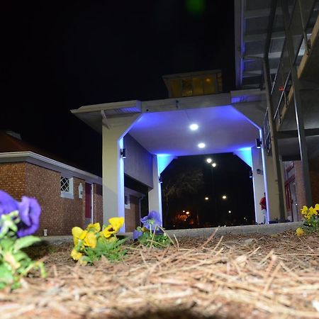 Americas Best Value Inn Augusta Historic Downtown Exterior foto